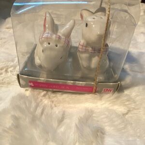 Spring Collection bunny Salt & Pepper GLASS shakers